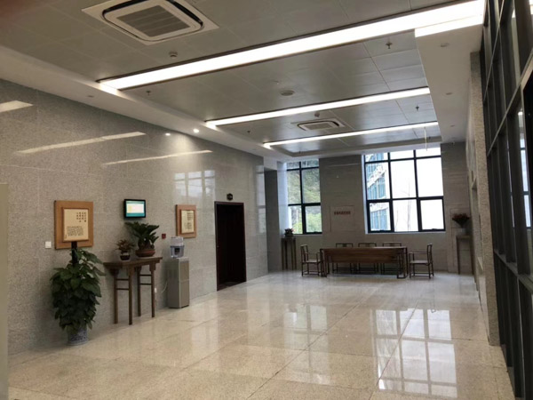 如何確定被告人是挪用公款罪還是濫用職權(quán)罪？上海刑事辯護(hù)律師來回答