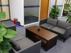 上海刑事著名案件律師 取保候?qū)徍竽軙娐蓭焼?></a></div>

                            <div   id="iaicmeo"   class="media-body">

                              <a href="http://www.w7qu1.cn/xsal/988.html" title="上海刑事著名案件律師 取保候?qū)徍竽軙娐蓭焼?>上海刑事著名案件律師 取保候?qū)徍竽軙娐蓭焼?/a>

                              <p class="list_desc">取保候?qū)徍竽軙娐蓭焼?依據(jù)我國刑事訴訟法的規(guī)定，嫌疑人被第一次訊問后就可以委托辯護(hù)作為辯護(hù)人，嫌疑人在取保候?qū)徠陂g是可以會見辯護(hù)律師的。 《中華人民共和國刑事訴訟法》 第三十九條 辯護(hù)律師可以同在押的犯罪嫌疑人、被告人會見和通信。其他辯護(hù)人經(jīng)人民法院、人民檢察院許可，也可... </p>

                            </div>

                          </div>

                        </li><li>

                          <div   id="yiqaeou"   class="media media-x">

                            <div   id="scokqma"   class="media_img float-right"><a  href="http://www.w7qu1.cn/xszx/983.html" ><img  src=